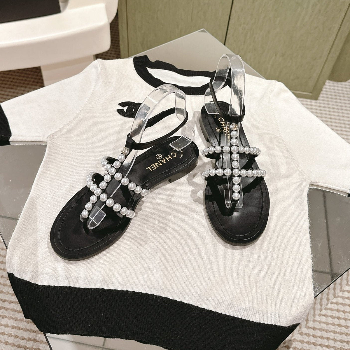 Chanel Sandals Pearl Roman in Black Lambskin