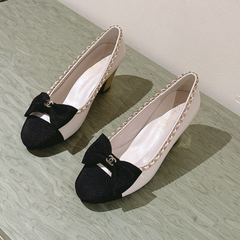 Chanel High Heels White Calfskin and Fabric