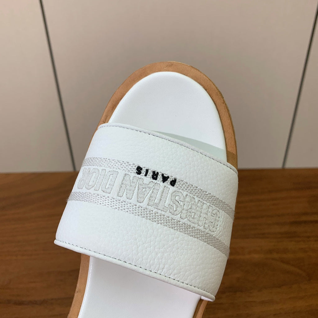 Dior 25S Dway Wedge Slide 90 mm in White Calfskin