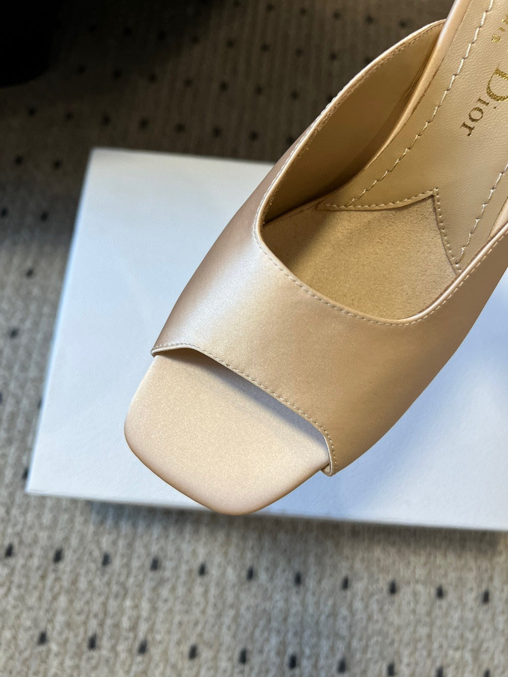Dior CD Tribales Pumps in Beige Satin and Calfskin