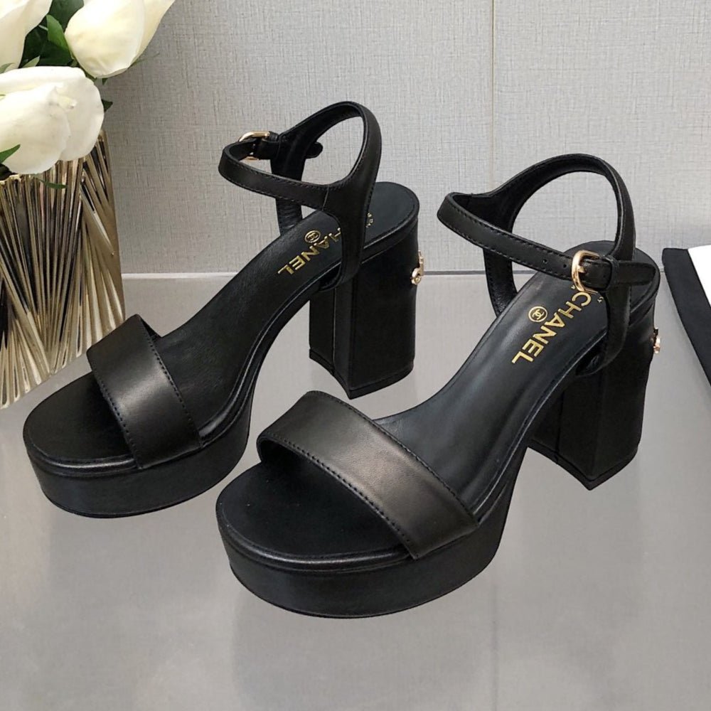 Chanel Block Heel 9 cm Sandal in Black Lambskin