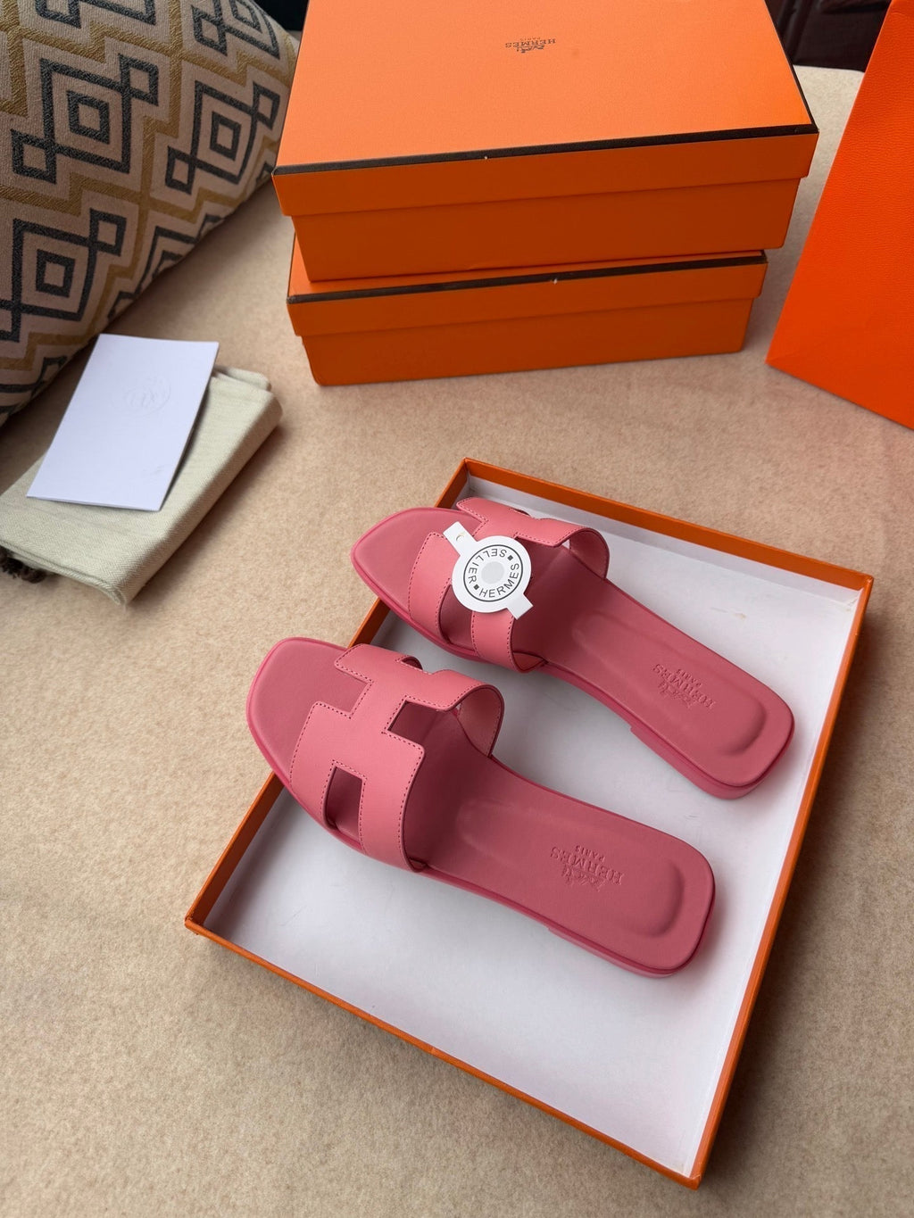 Hermes 0RAN Sandals in Rose Pink Calfskin