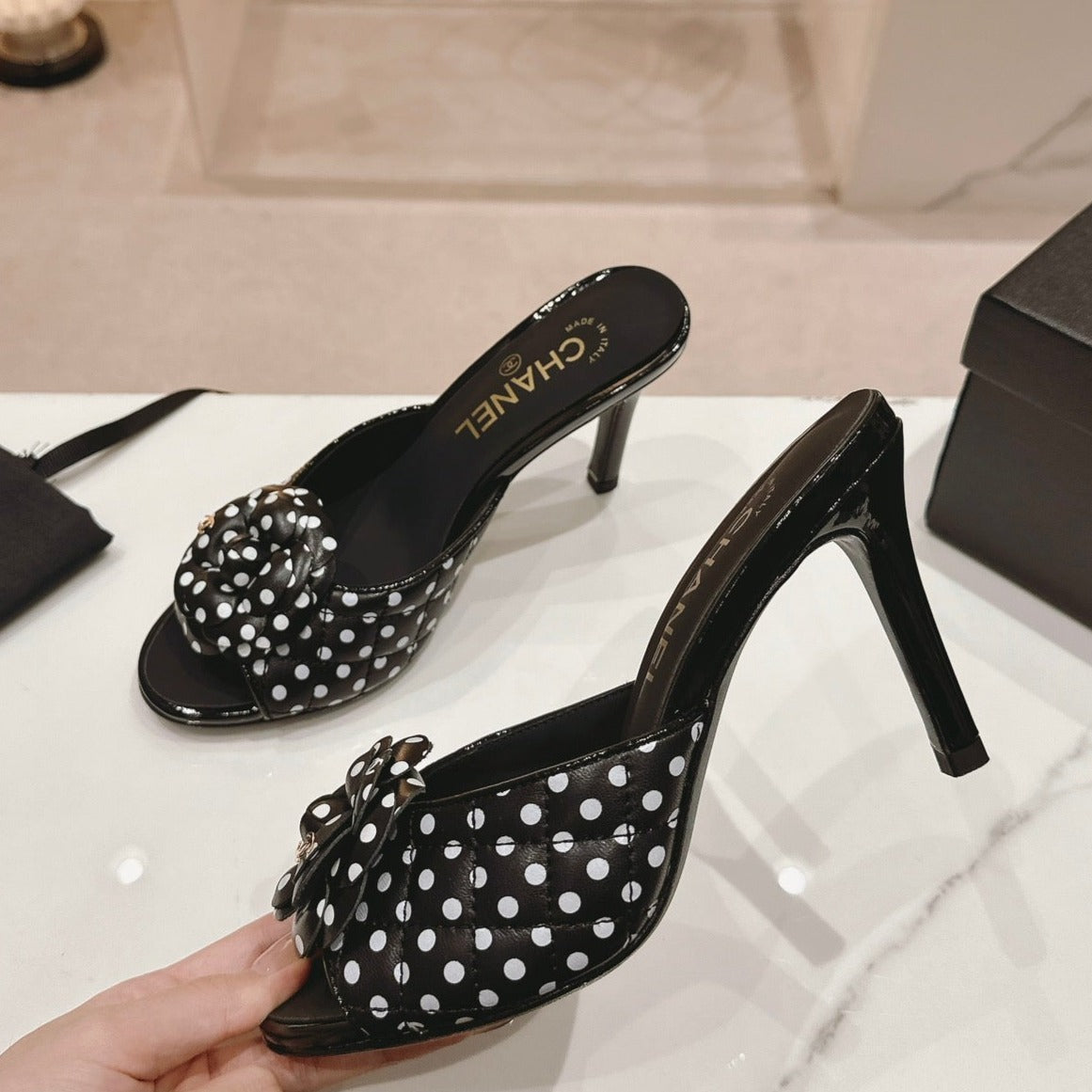 Chanel Double C New Camellia High Heel Black/White Caro