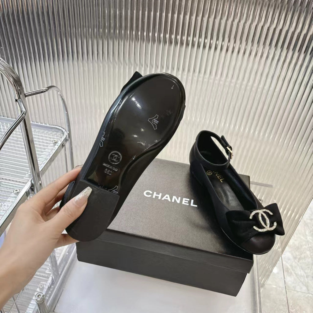 Chanel Bow Mary Jane Shoes in Black Lambskin