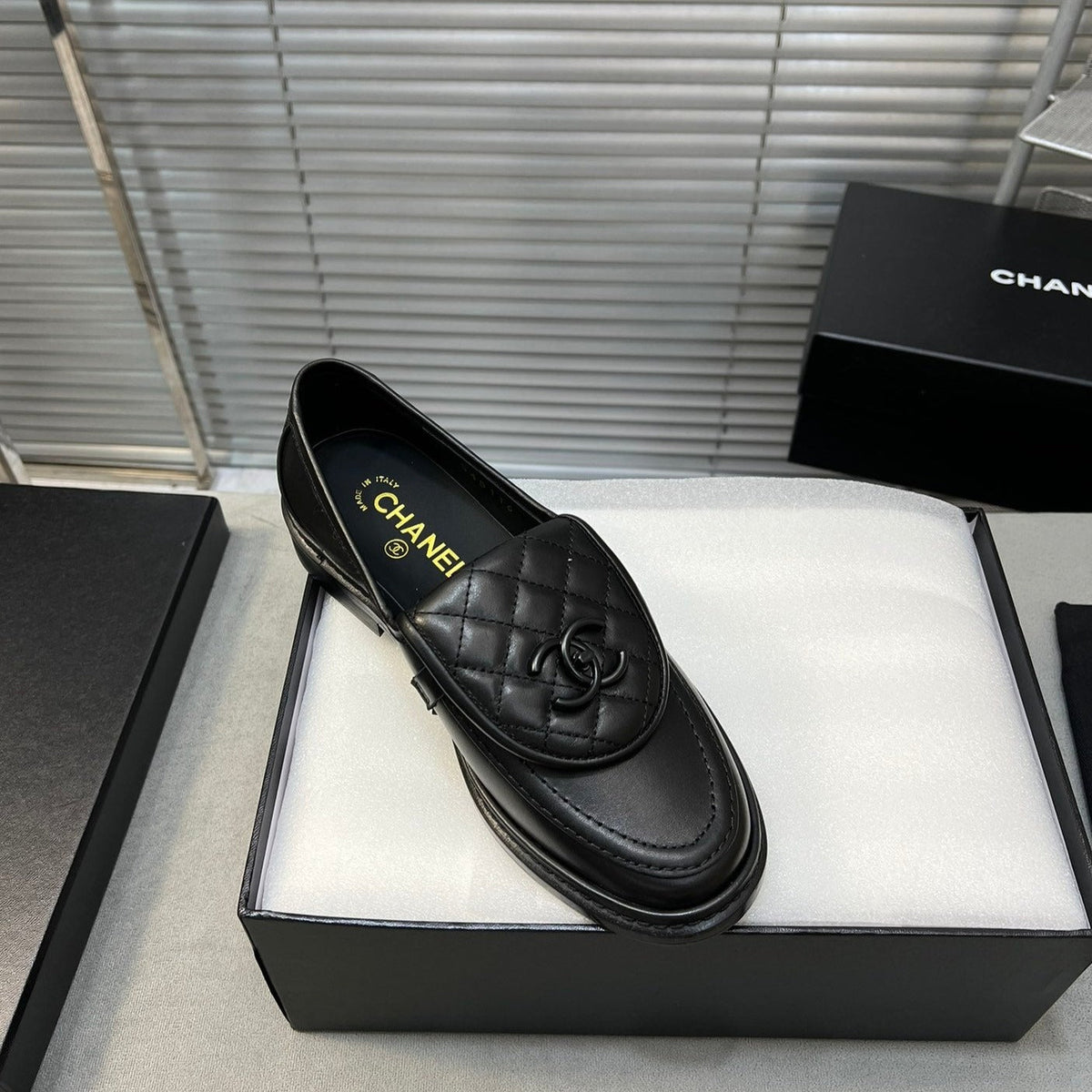 Chanel Women Loafers in Leather Black