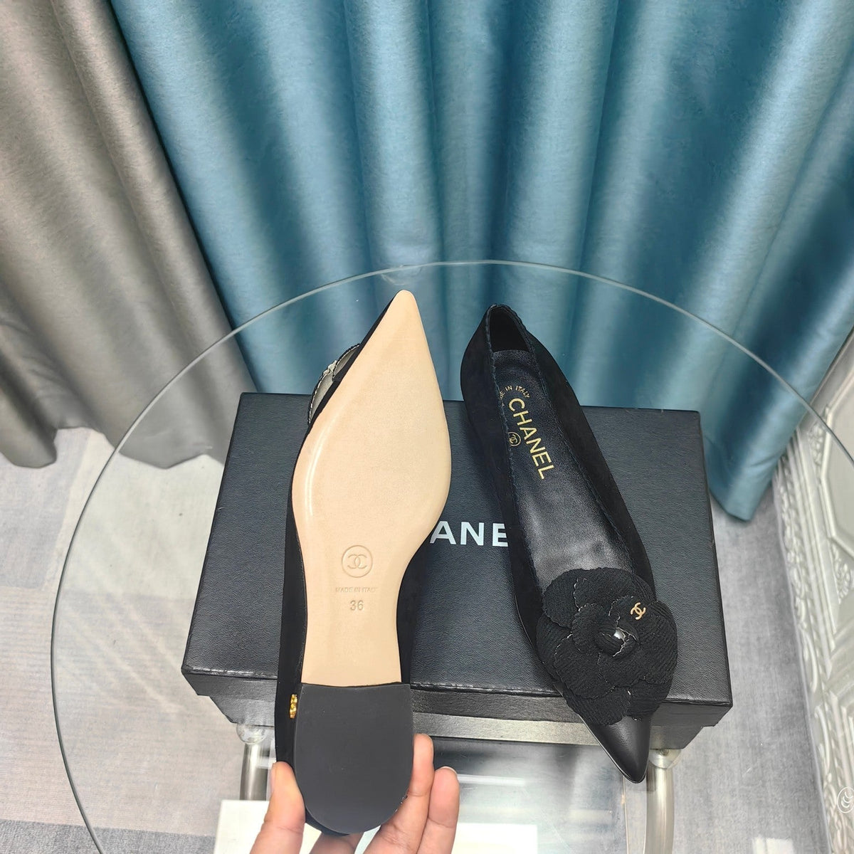 Chanel Ballet Flat in Black Suede and Calfskin with Flower