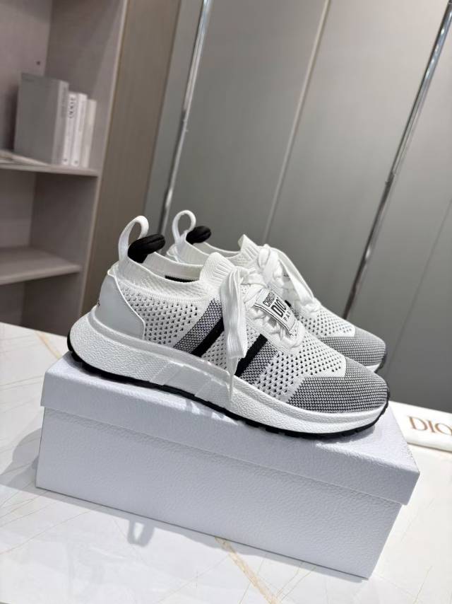 Dior CD Run Sneaker 25S in Black and White Mesh Fabric Two-Tone Sole