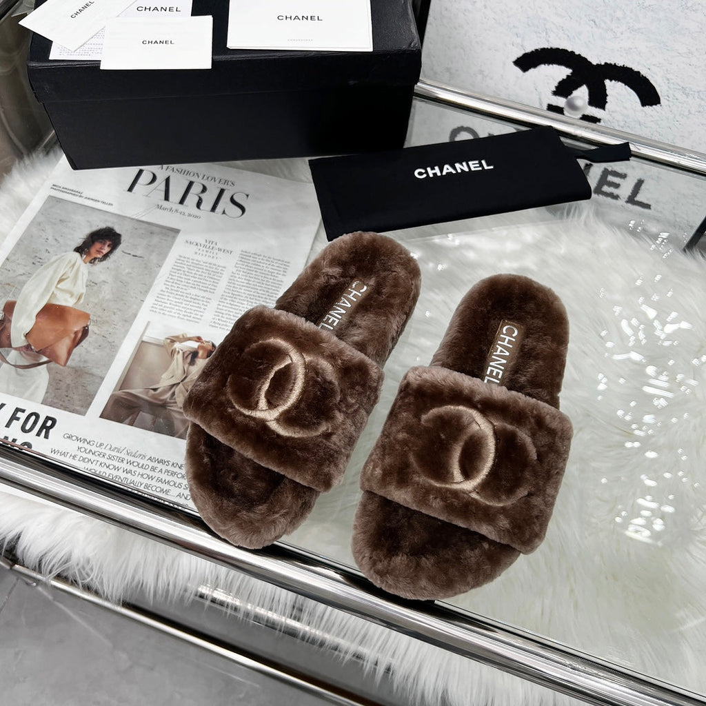 Chanel 25S Fur Slippers in Dark Brown