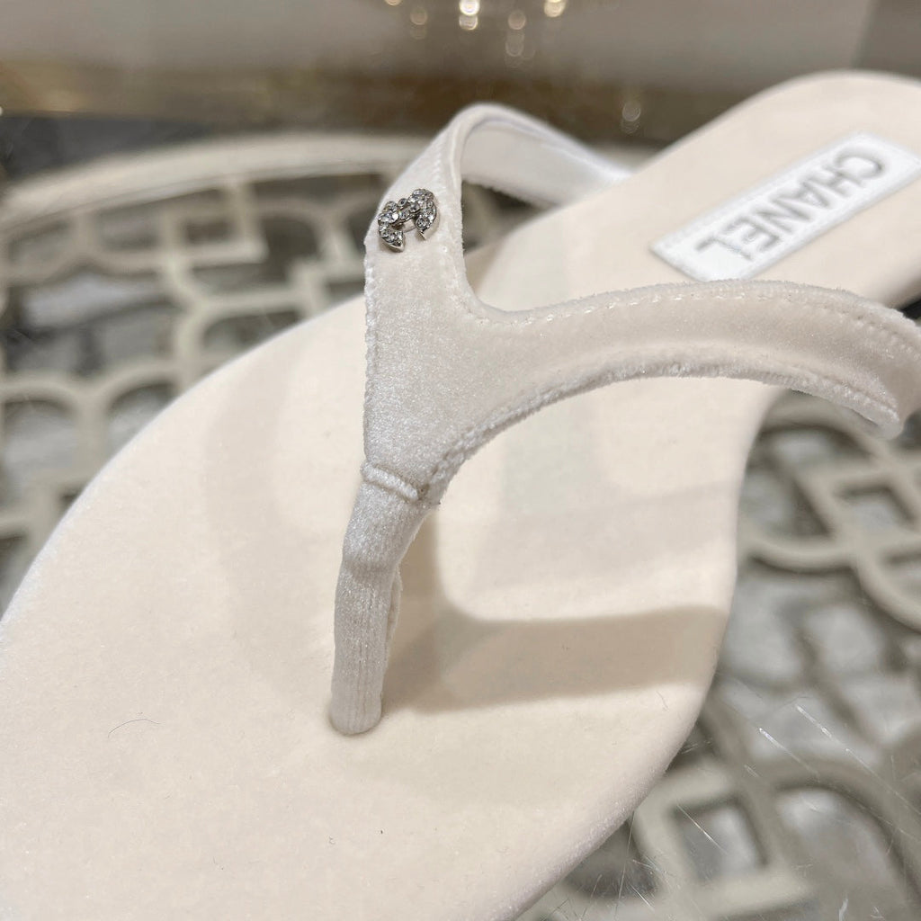 Chanel Double Flip Flop Thongs White Sheepskin