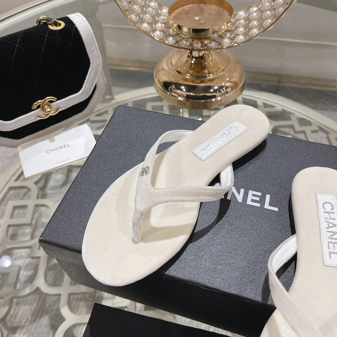 Chanel Double Flip Flop Thongs White Sheepskin