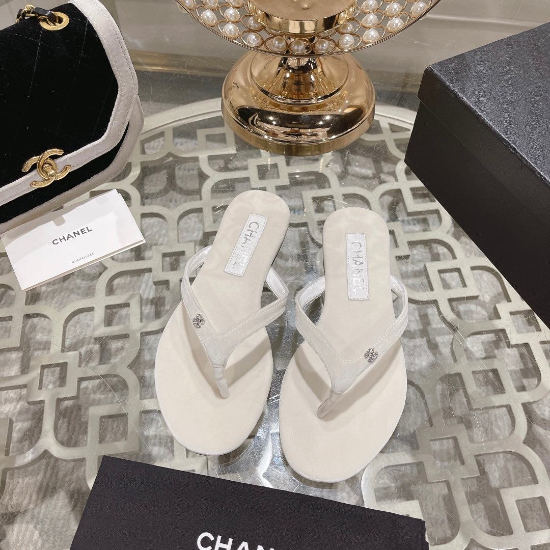 Chanel Double Flip Flop Thongs White Sheepskin