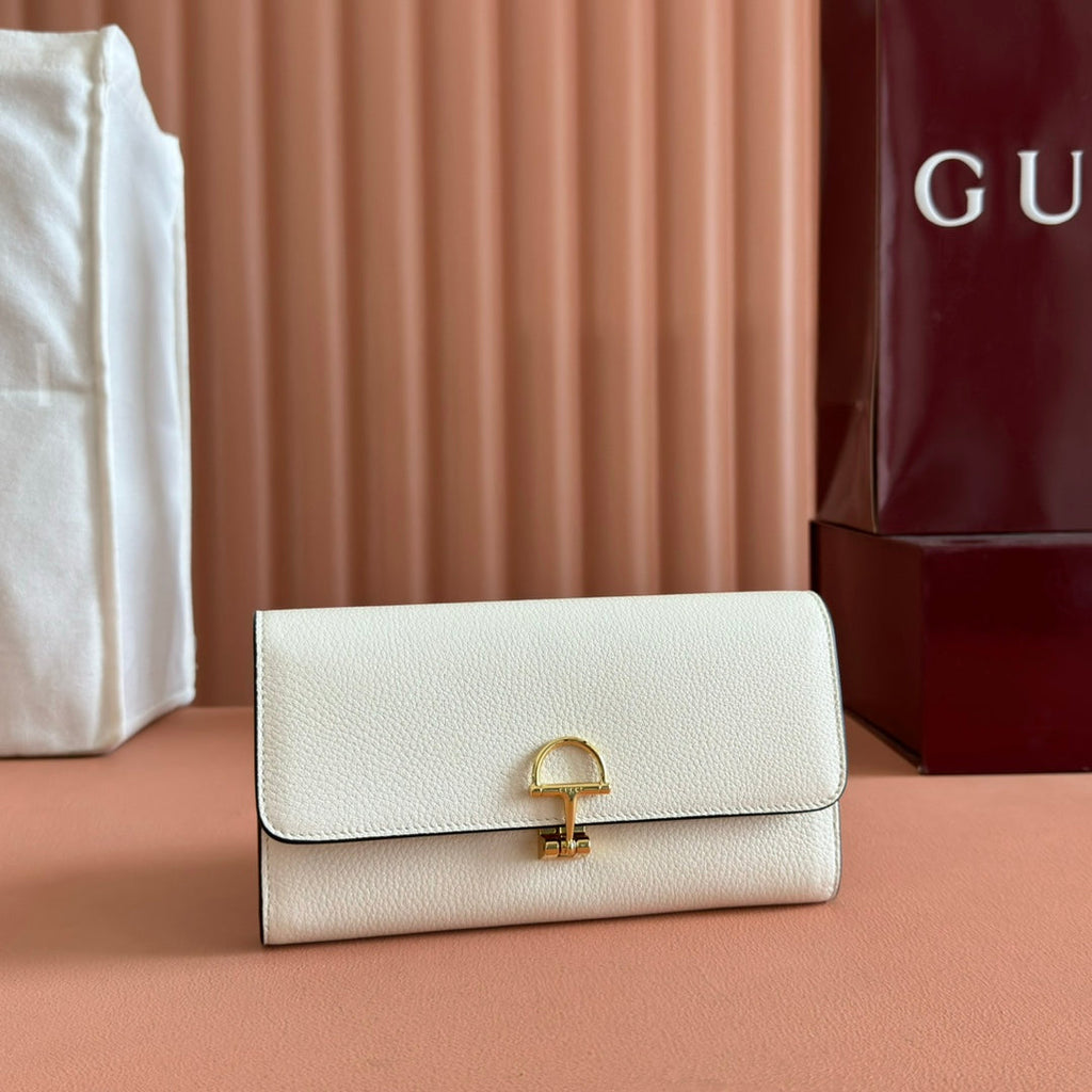 Gucci Softbit Continental Wallet 19 in White Grainy Calfskin Gold Hardware