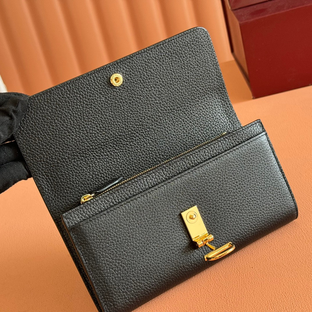 Gucci Softbit Continental Wallet 19 in Black Grainy Calfskin Gold Hardware