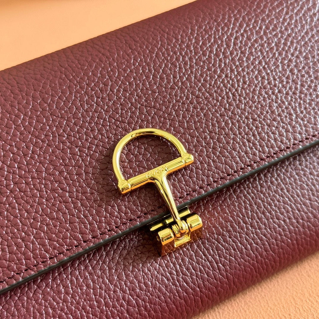 Gucci Softbit Continental Wallet 19 in Rosso Ancora Red Calfskin Gold Hardware