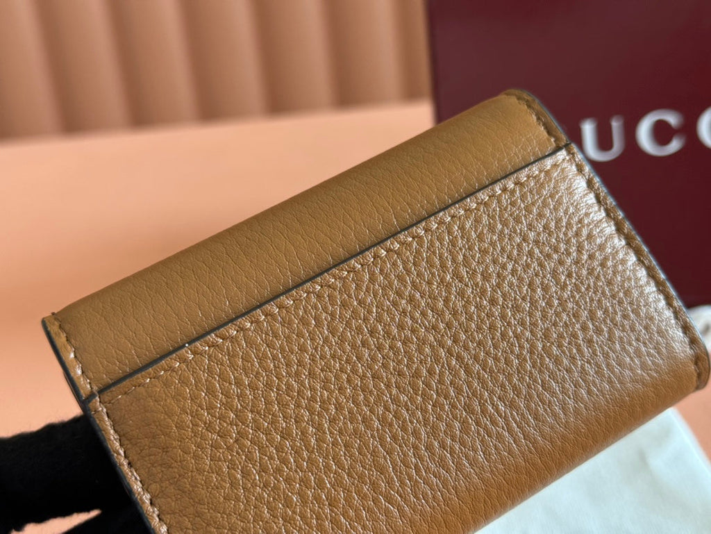 Gucci Softbit Card Case 10.5 in Brown Grainy Calfskin Gold Hardware