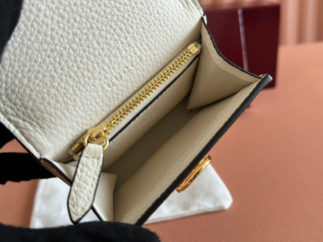 Gucci Softbit Card Case 10.5 in White Grainy Calfskin Gold Hardware