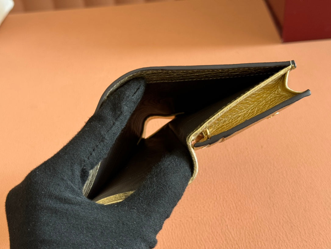 Gucci Marmont Bi-Colour Card Case Wallet 11 in Beige Ebony Canvas Gold Glossy Calfskin