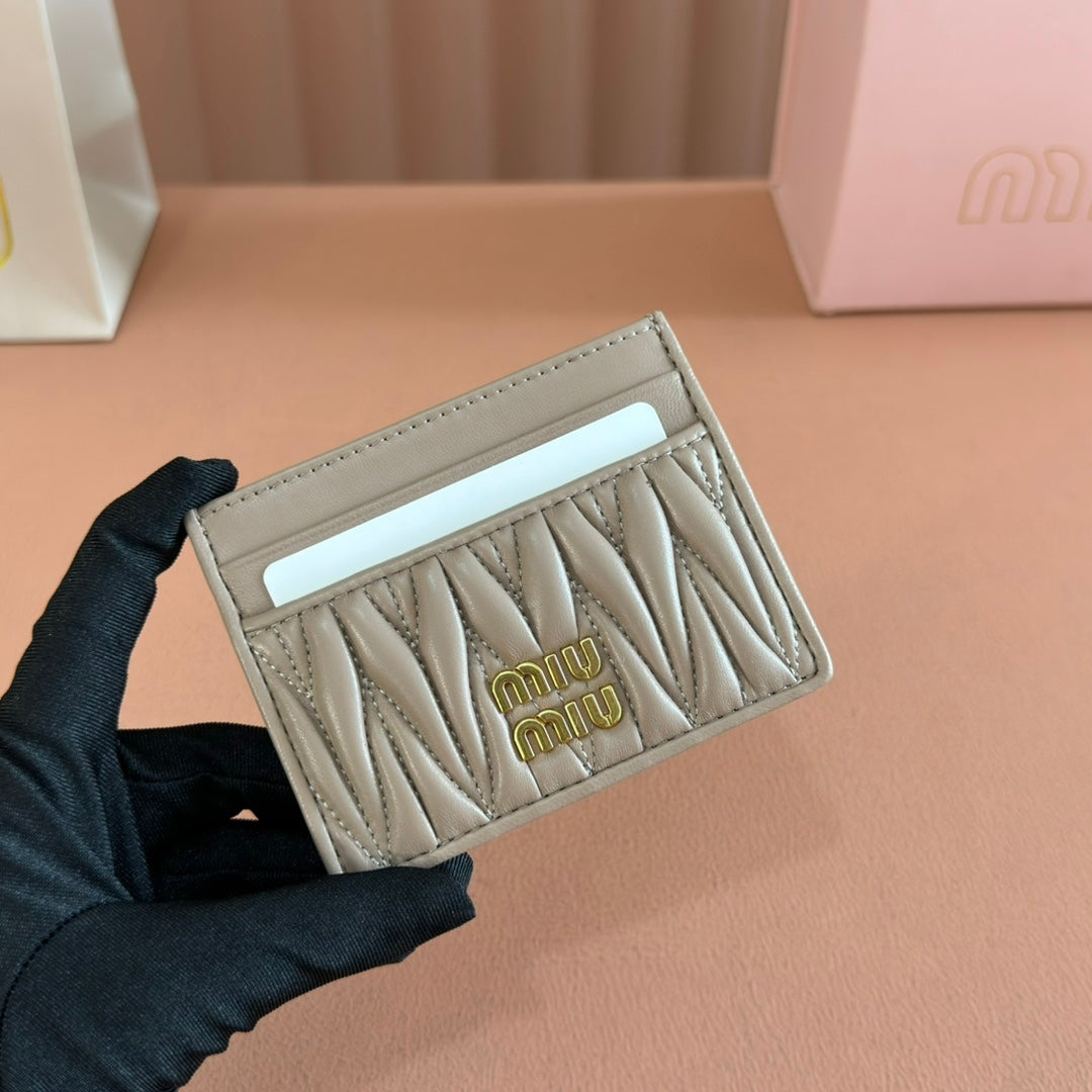 MM Matelassé Card Holder 10.5 in Beige Calfskin