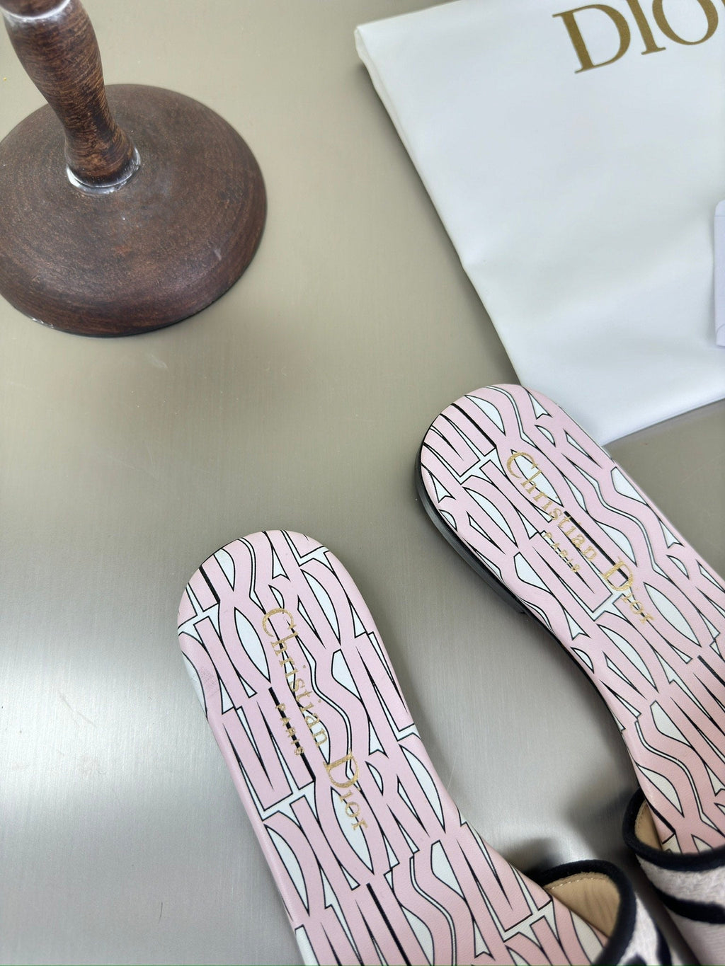 Dior Dway Slide Embroidered Cotton and Light Pink Miss Allover Motif