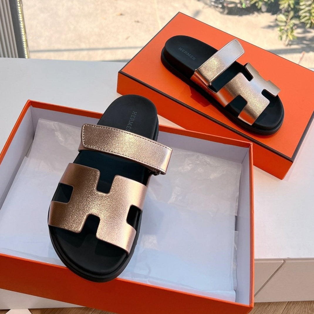 Hermes Chypre Sandal in Copper Brown Metallic Calfskin
