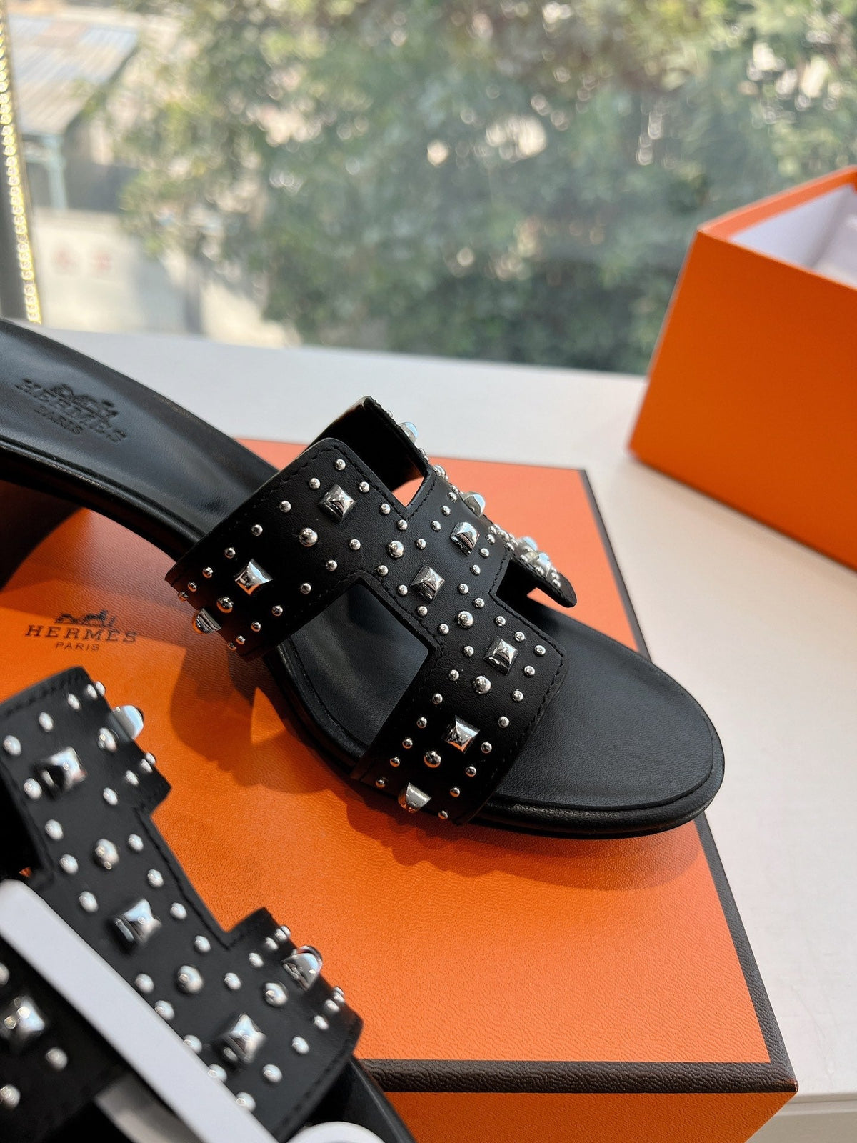 Hermes 0ASIS Sandal in Black Calfskin with Stud