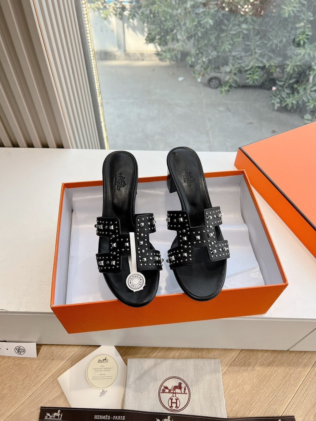 Hermes 0ASIS Sandal in Black Calfskin with Stud