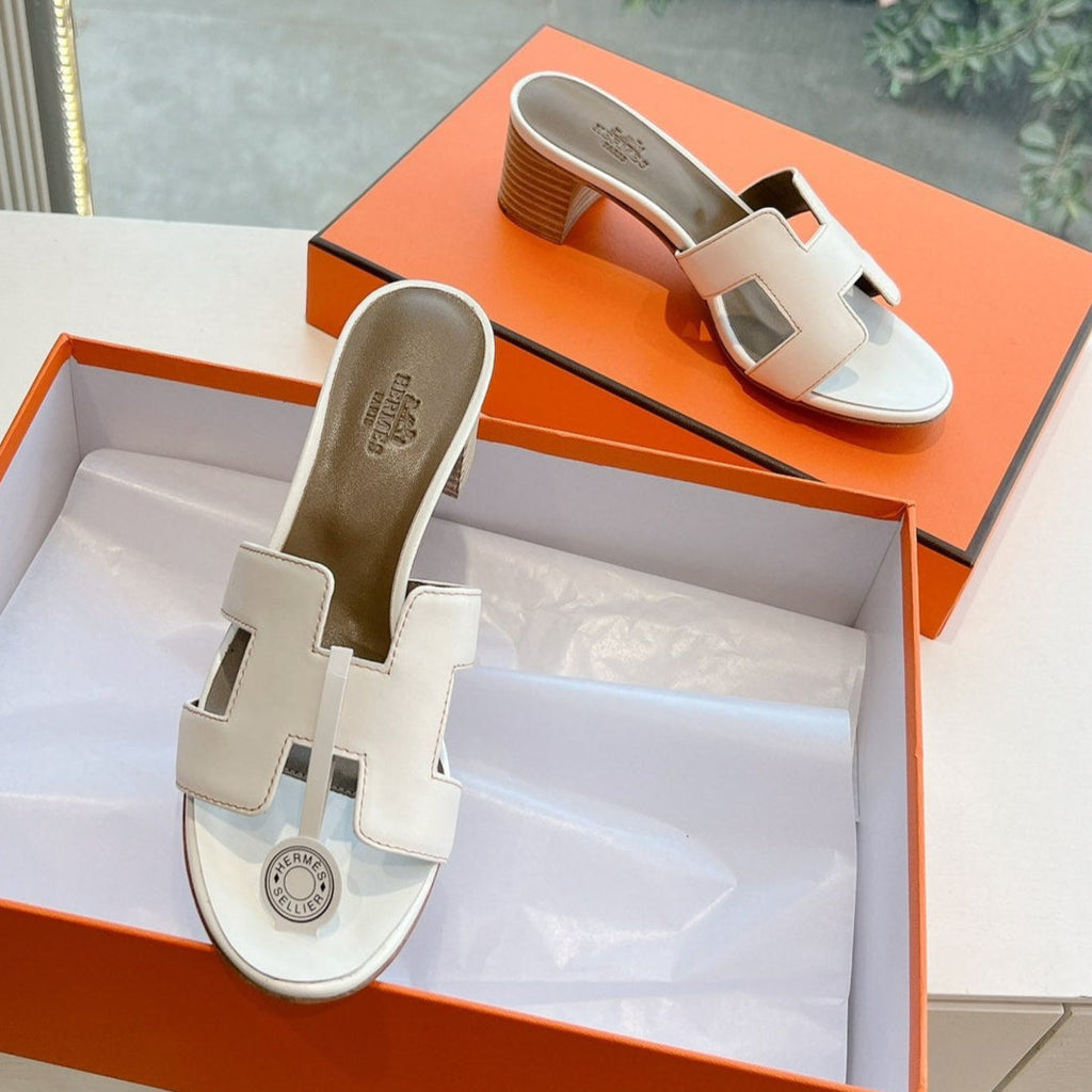 Hermes 0ASIS Sandal in White Calfskin