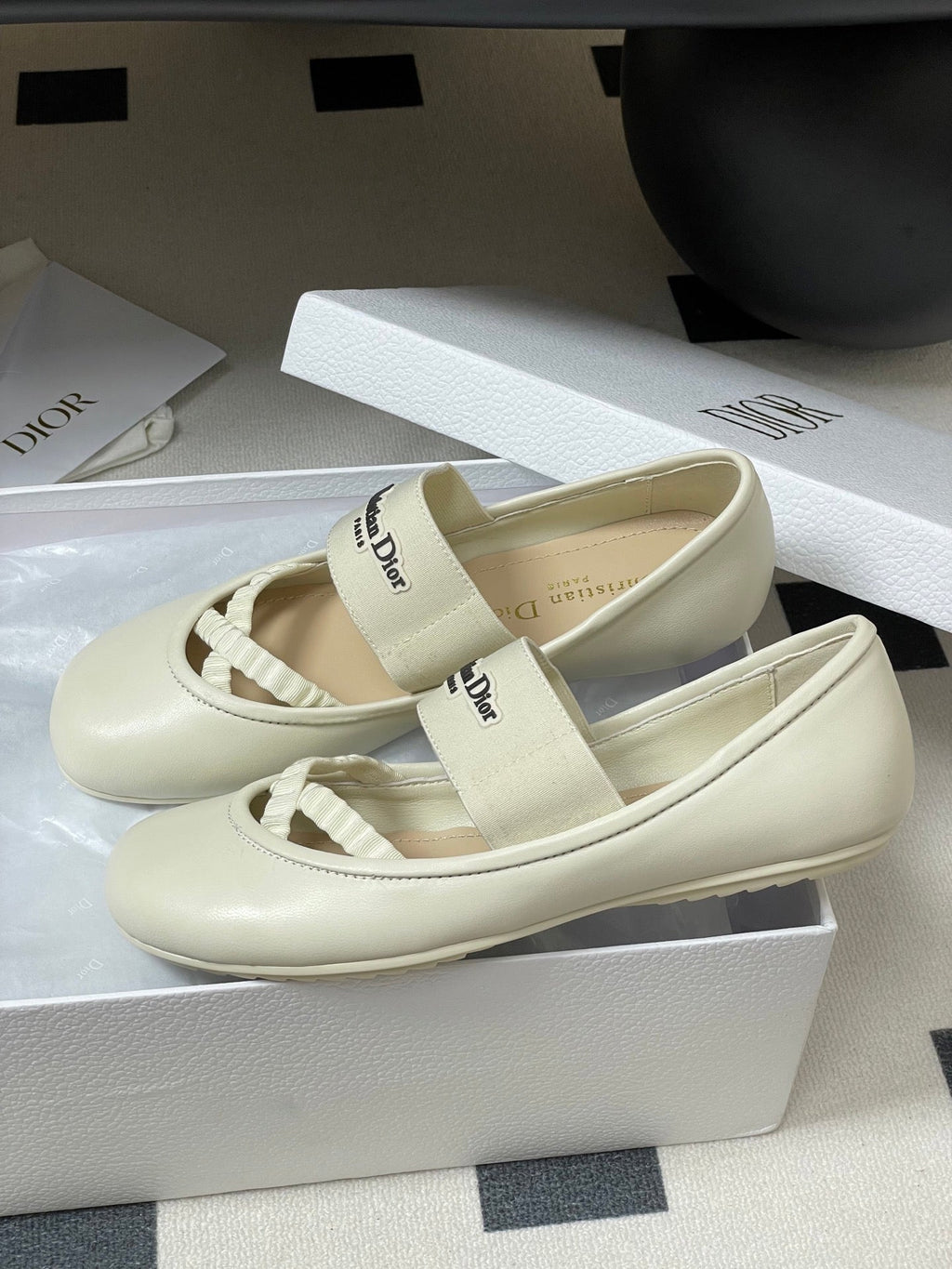 Dior Stretch Ballet Flats 25S in Cream White Lambskin