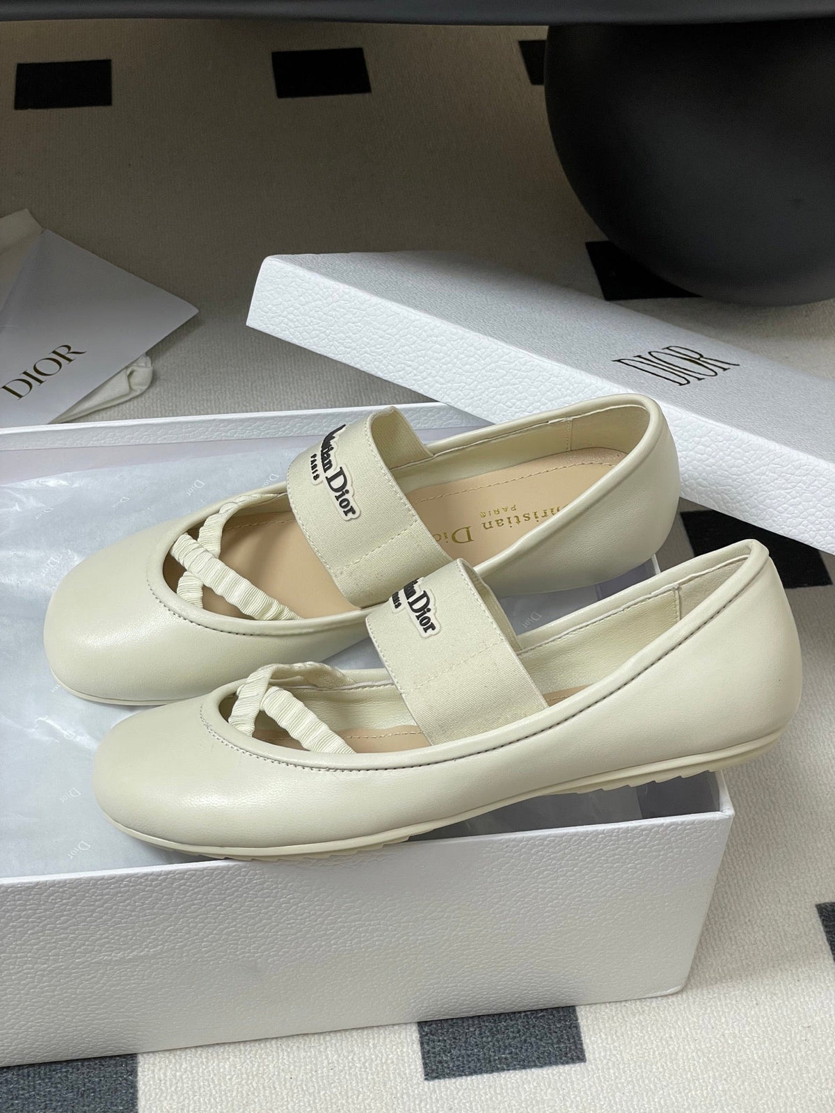 Dior Stretch Ballet Flats 25S in Cream White Lambskin