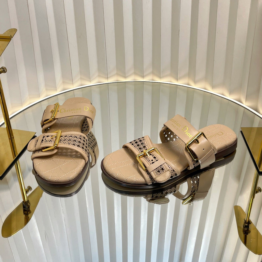 Dior D-Avenue Slides 25S in Beige Calfskin Micro Cannage Motif