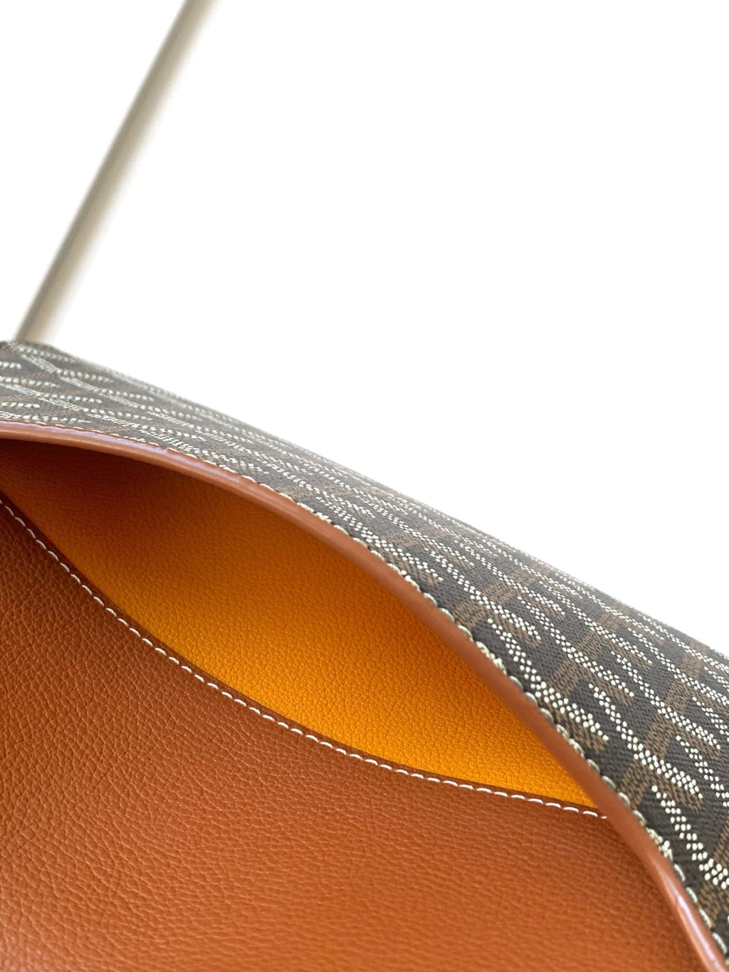Goyard Chypre Wallet-Pouch 21 in Black Goyardine Canvas and Tan Calfskin