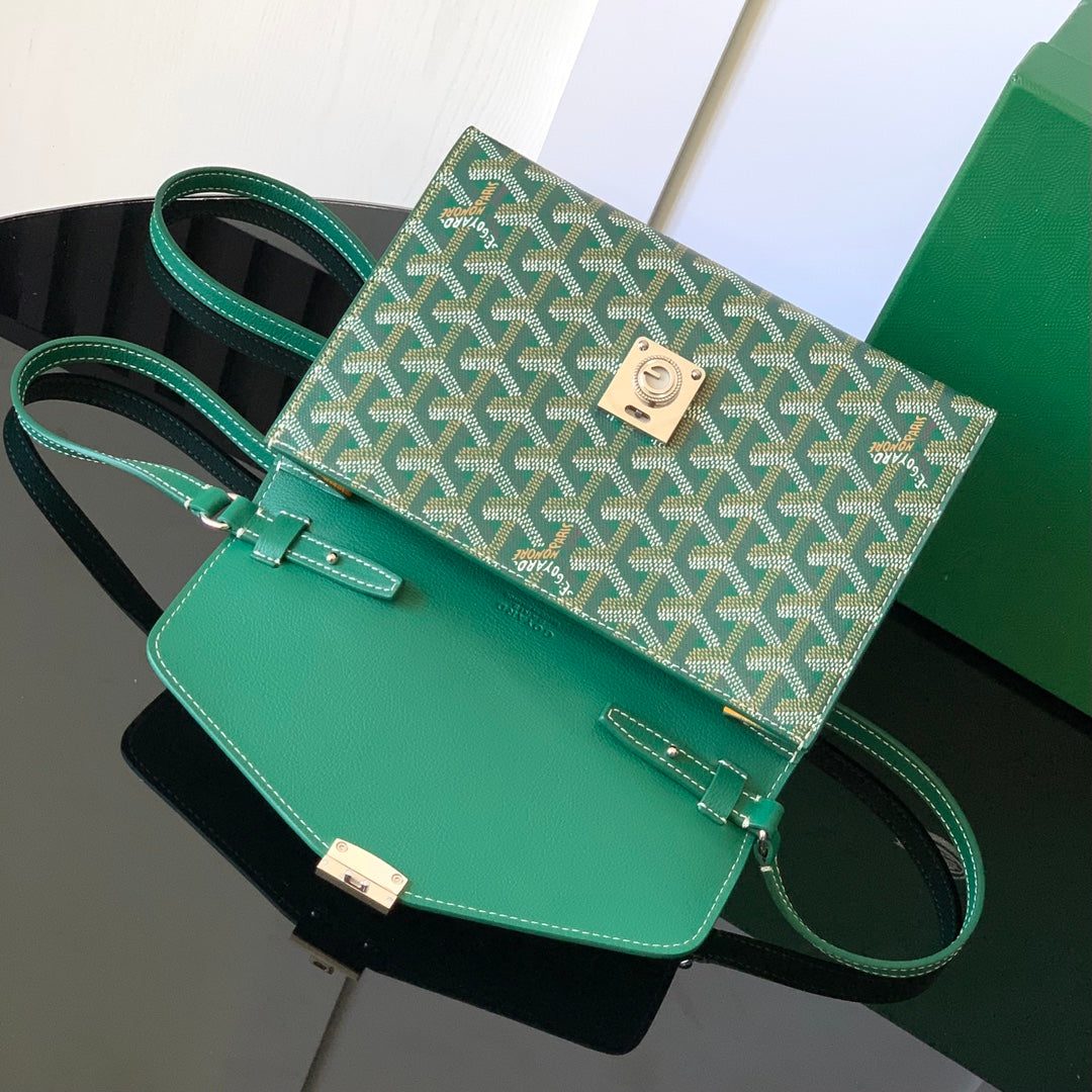 Goyard Chypre Wallet-Pouch 21 in Green Goyardine Canvas and Calfskin