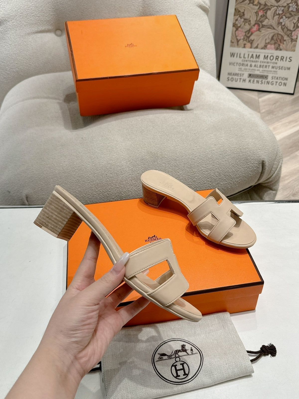Hermes 0ASIS Sandal White Cream Calfskin Classic