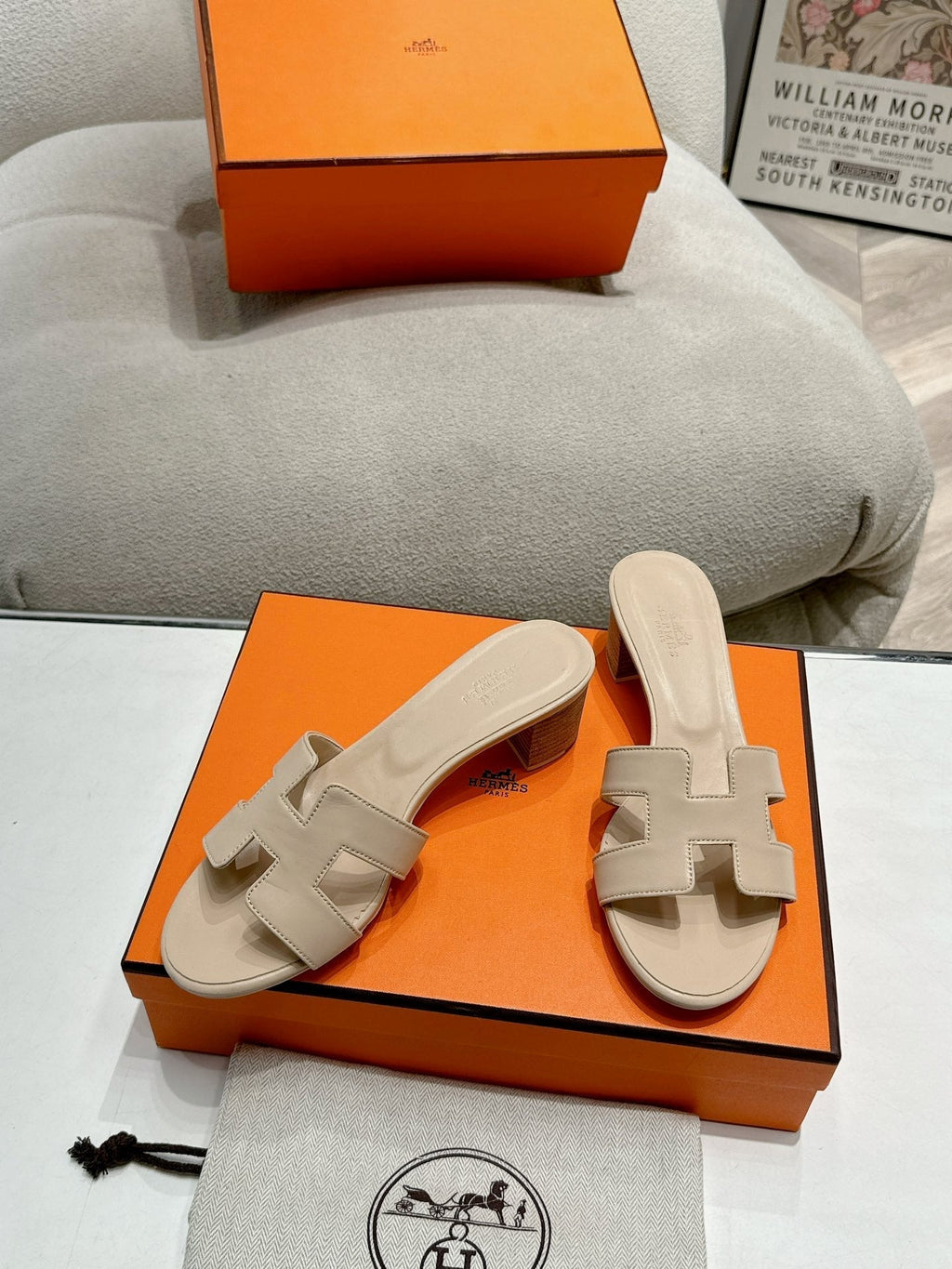 Hermes 0ASIS Sandal White Cream Calfskin Classic
