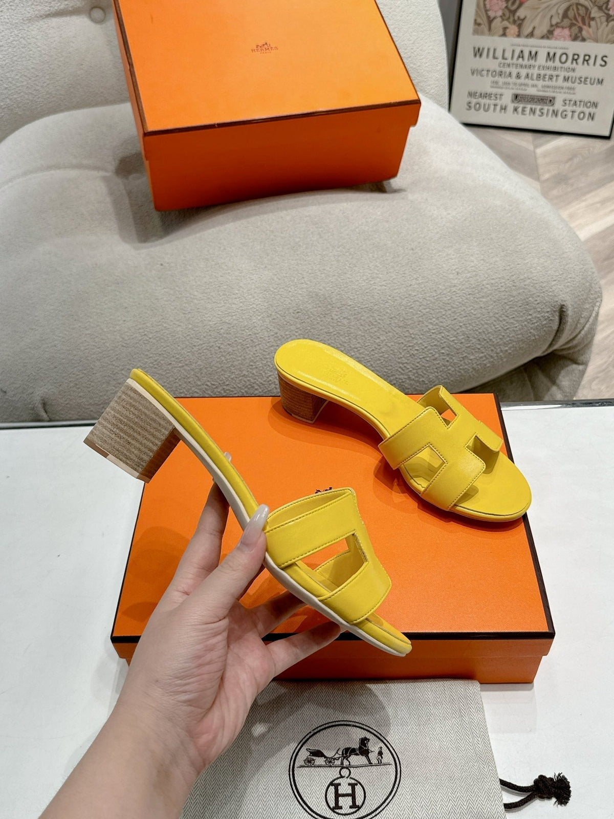 Hermes 0ASIS Sandal Yellow Calfskin Classic