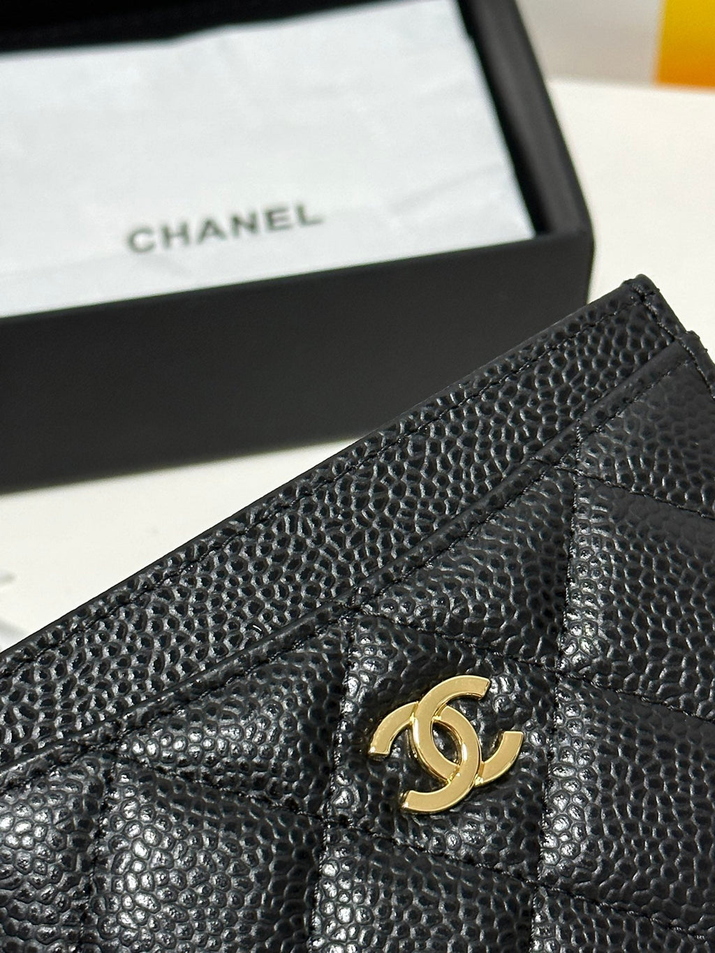 Chanel Quilted Classic Card Holder 11 in Black Caviar Skin