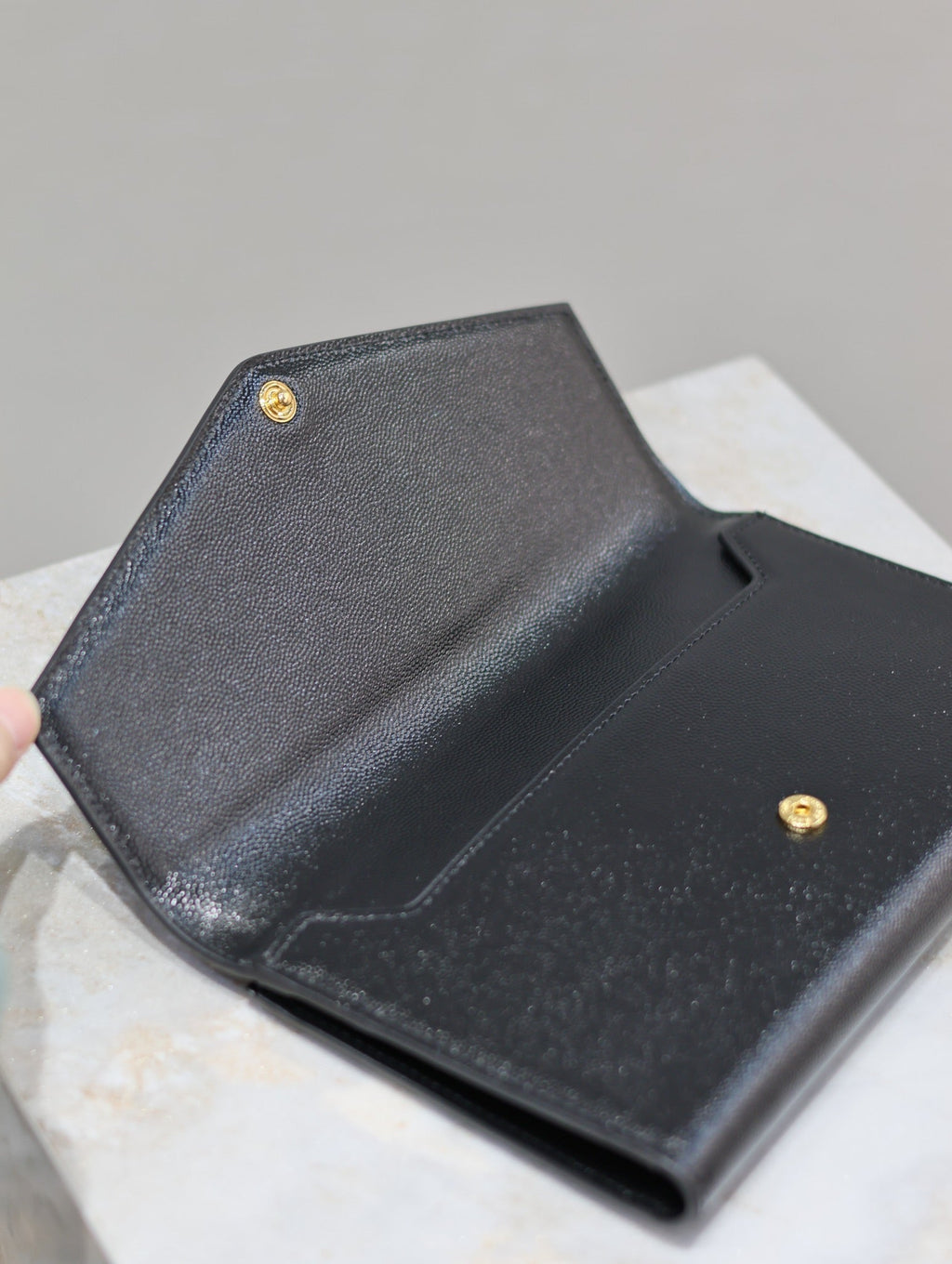 Saint Laurent Uptown Wallet 21 in Black Calfskin Gold Logo