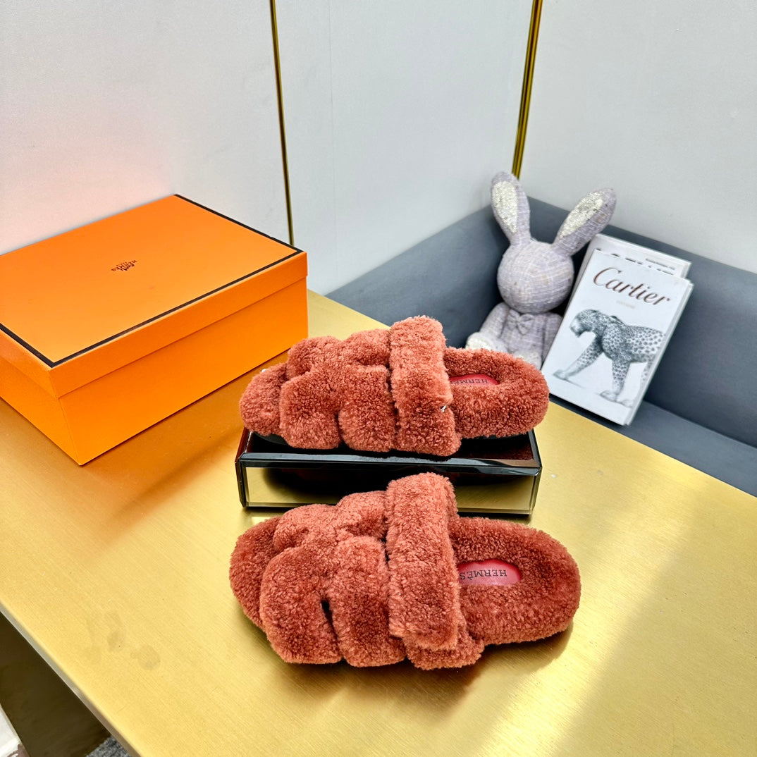 Hermes Chypre Sandal in Bronze Brown Shearling
