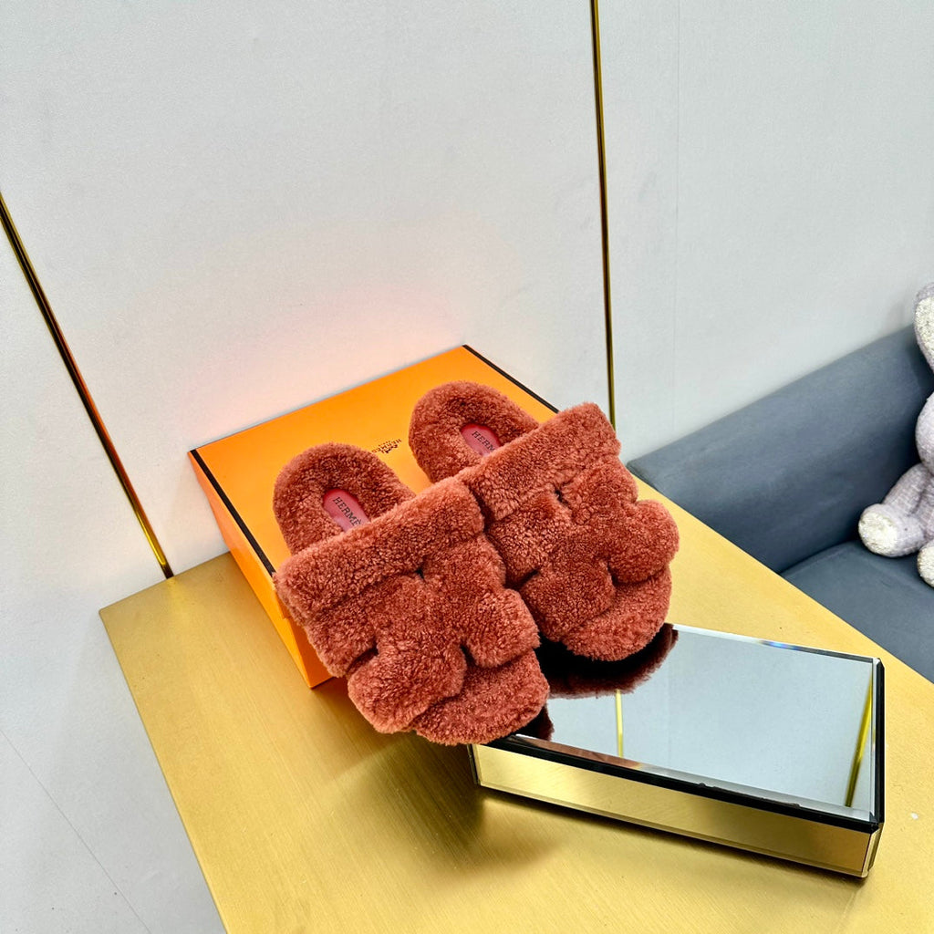 Hermes Chypre Sandal in Bronze Brown Shearling
