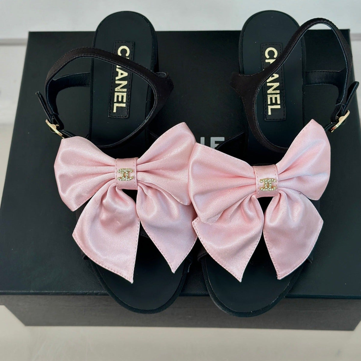 Chanel Double Big Bow High Sandal Sheepskin Light Pink/ Black