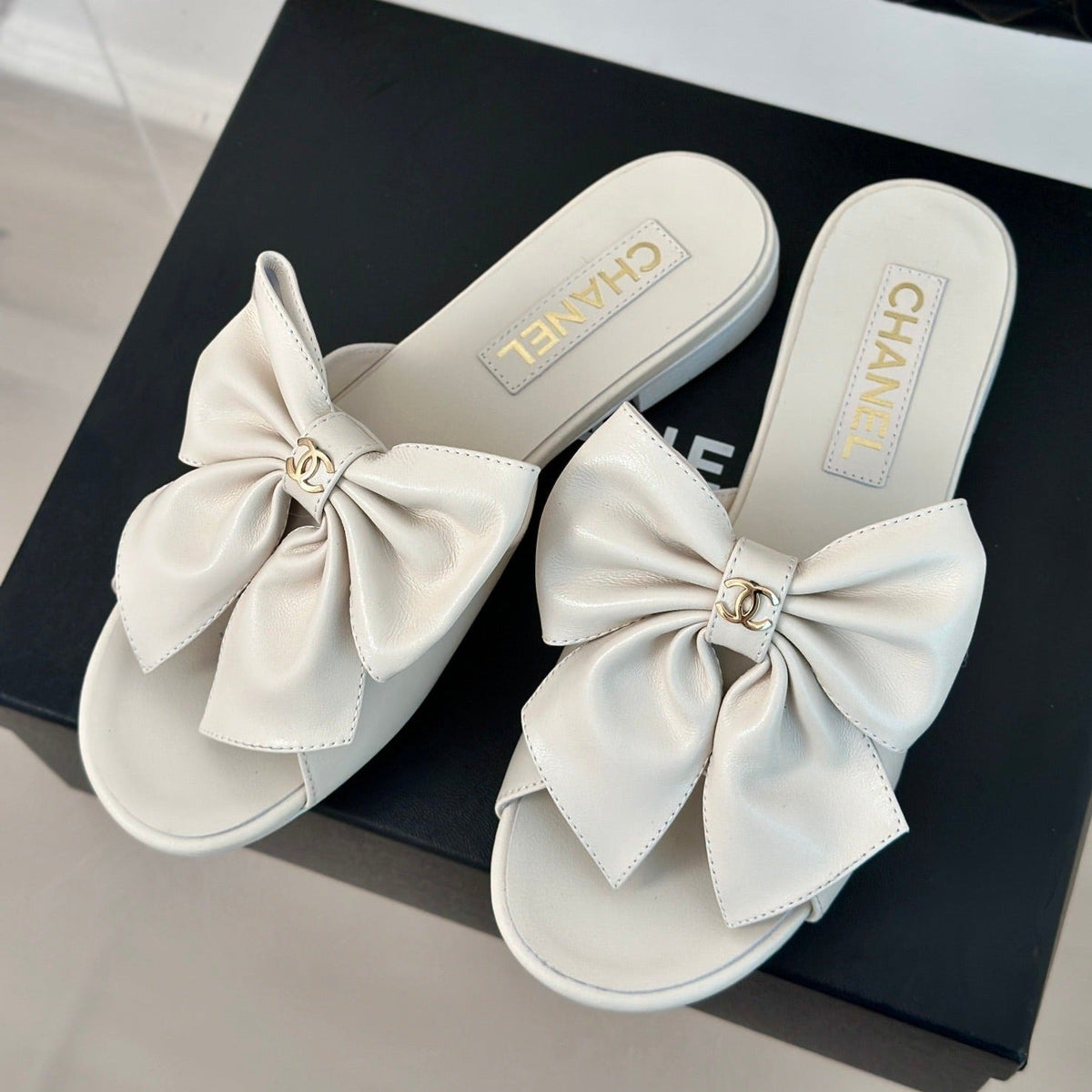 Chanel Double Big Bow Flat Sandals Sheepskin White Cream