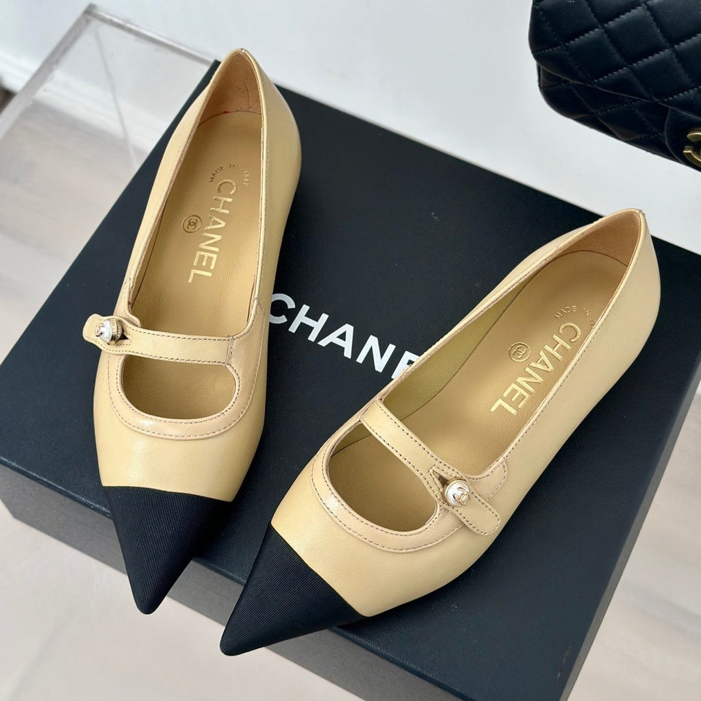 Chanel Double C Milan Runway Pointed Toe Mary Jane Shoes Dark Cream Black Lambskin