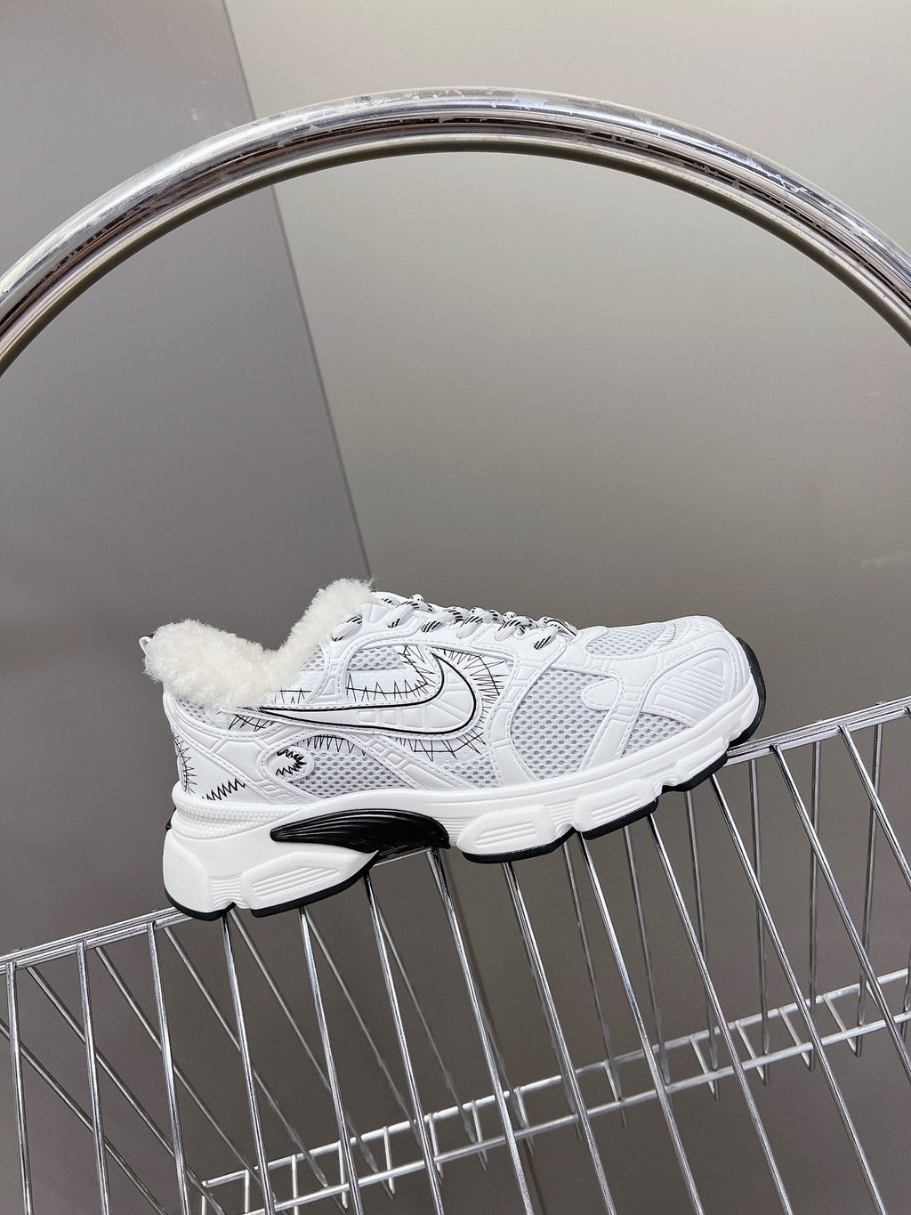 Dior Chrono Sneaker 25S in White Lambskin and Mesh Fabric Style 2