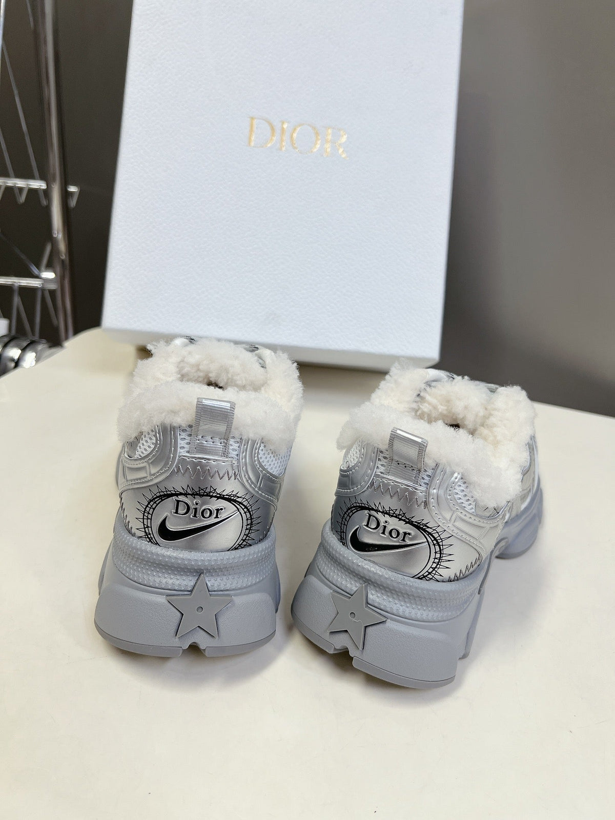 Dior Chrono Sneaker 25S in Silver Lambskin and Mesh Fabric Style 1