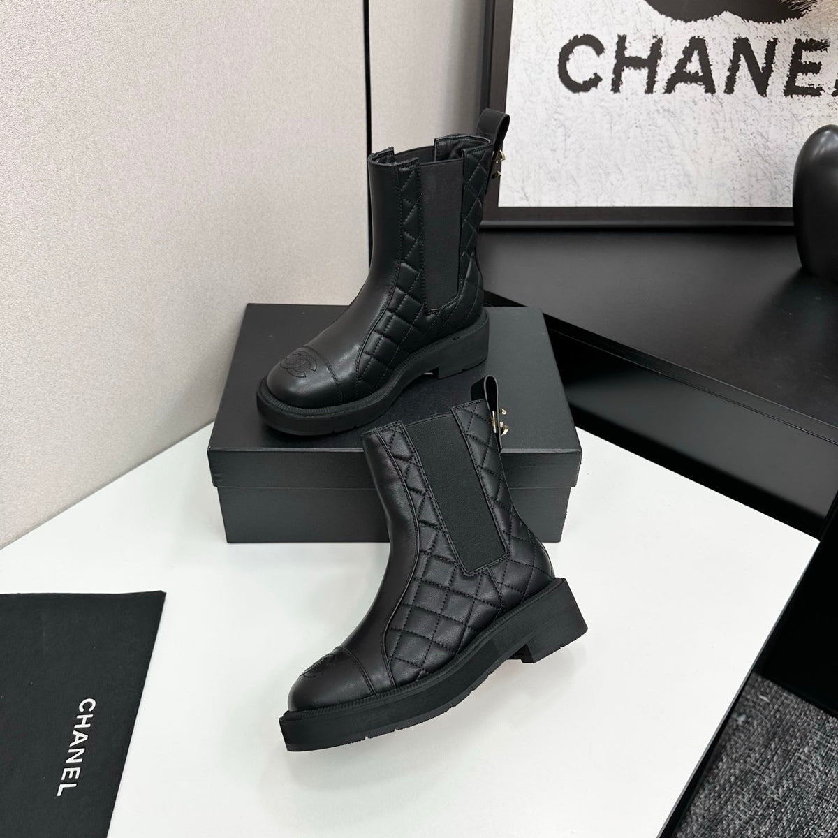 Chanel 25S Elastic Chelsea Boots in Black Calfskin